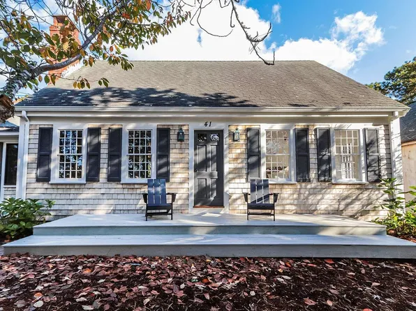 41 Seahorse Road, Harwich, MA 02645