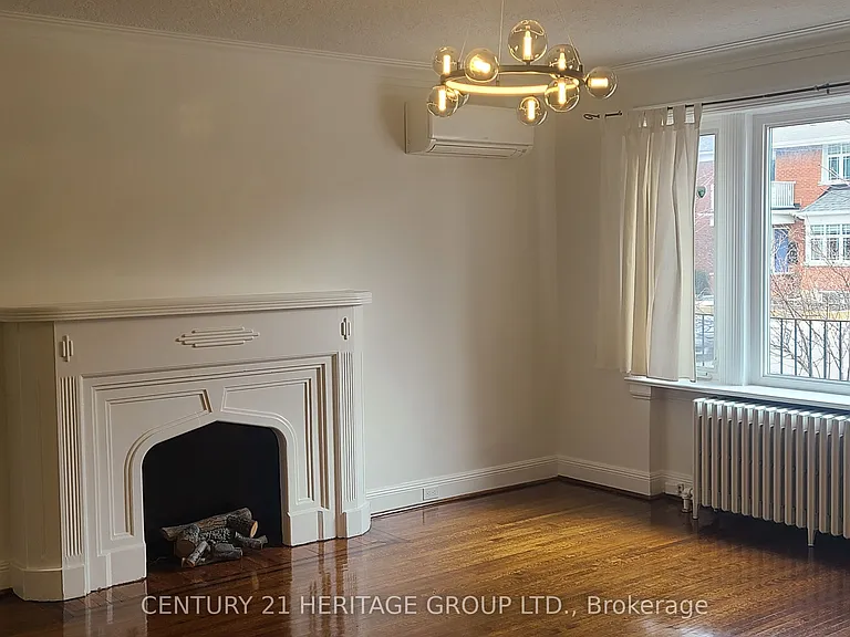 978 Avenue Rd #MAIN — Photo 6