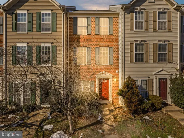 6798 Stone Maple Ter, Centreville, VA 20121
