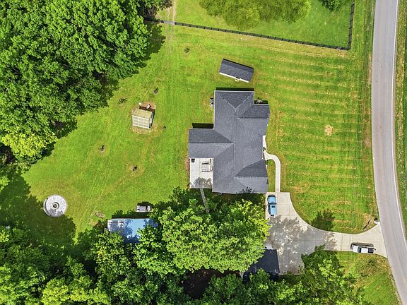 5th image of 309 Pickle Rd