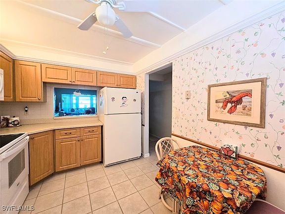 4th image of 1477 Saddle Woode Dr #7E