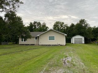 230 E Darby St, Bridge City, TX 77611