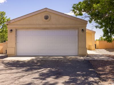 1008 Charles Dr NE, Rio Rancho, NM, 87144