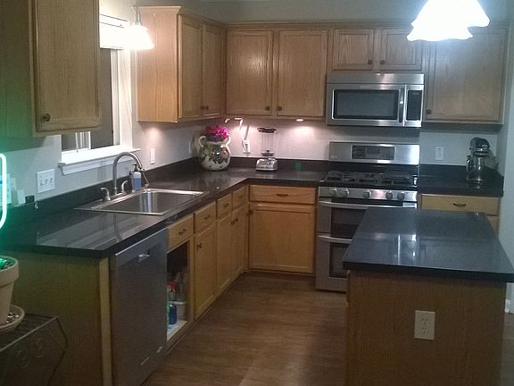 4th image of 1202 Gazania Dr