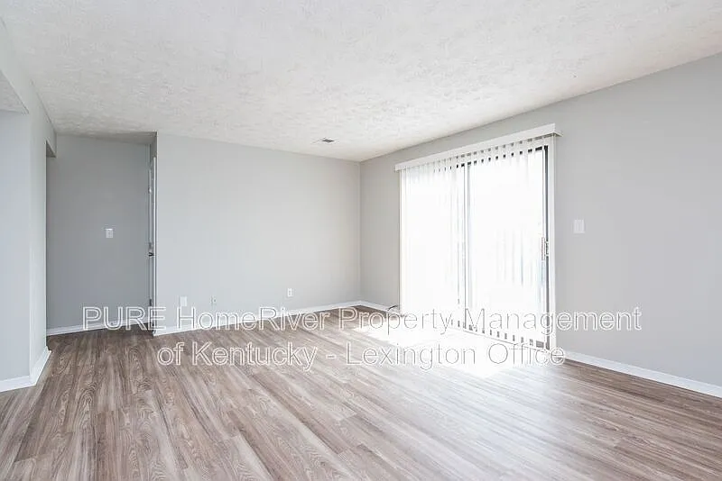 1 bed, 1.0 bath, 650 sqft, $795 — Photo 3