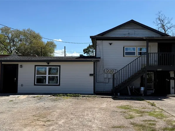 7010 Brownsville St #1/2, Houston, TX 77020