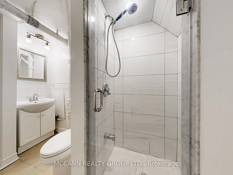496 Northcliffe Blvd #BASEMENT — Photo 16