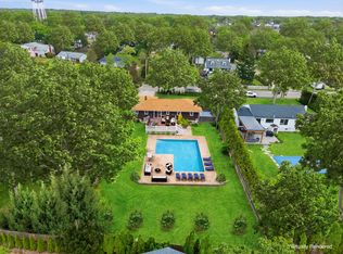 5 Argonne Rd W, Hampton Bays, NY 11946
