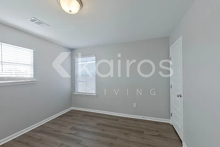 140 Western Red Cedar Dr — Photo 14