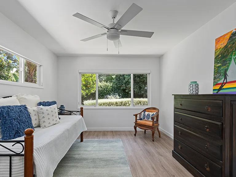 24 2nd Bedroom