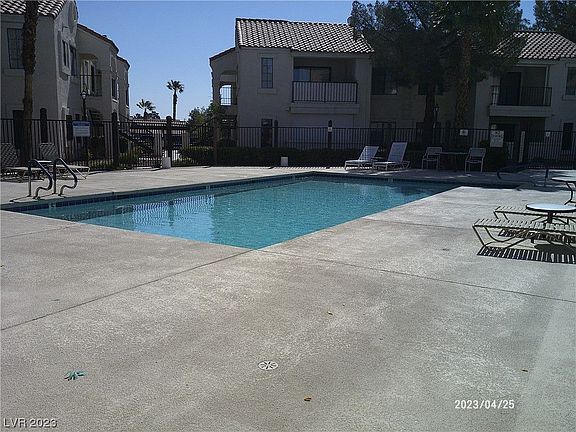 3rd image of 4854 Nara Vista Way Unit 203