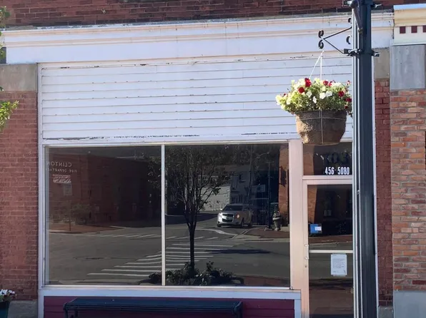 103 W Michigan Ave #Bkeb9jw9b, Saline, MI 48176