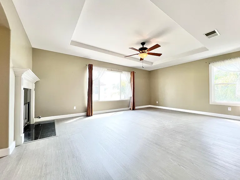 5003 Sterling Grove Ln — Photo 8