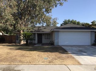 905 Russell Ave, Bakersfield, CA 93307