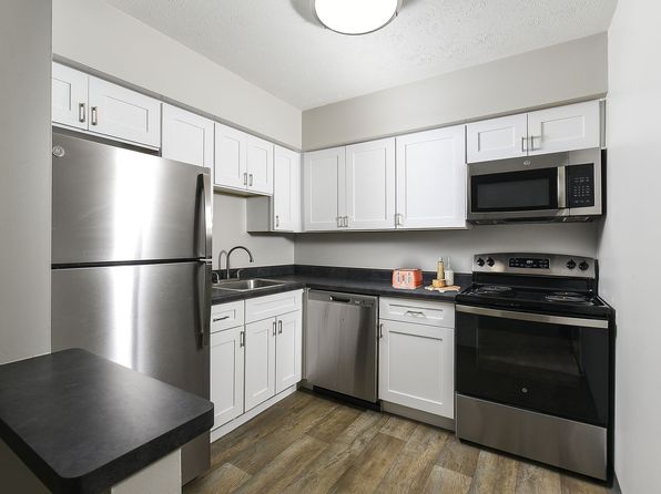 600 Royal Dr #400-78