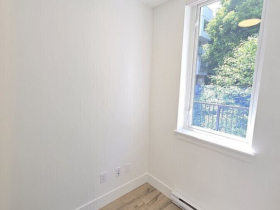 5th image of 6338 King George Blvd #37