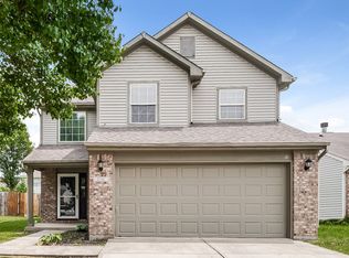 5341 Waterton Lakes Dr, Indianapolis, IN 46237