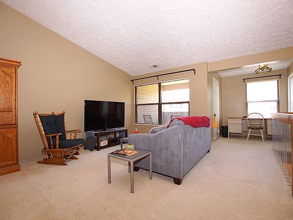 3rd image of 19667 Northridge Dr #85