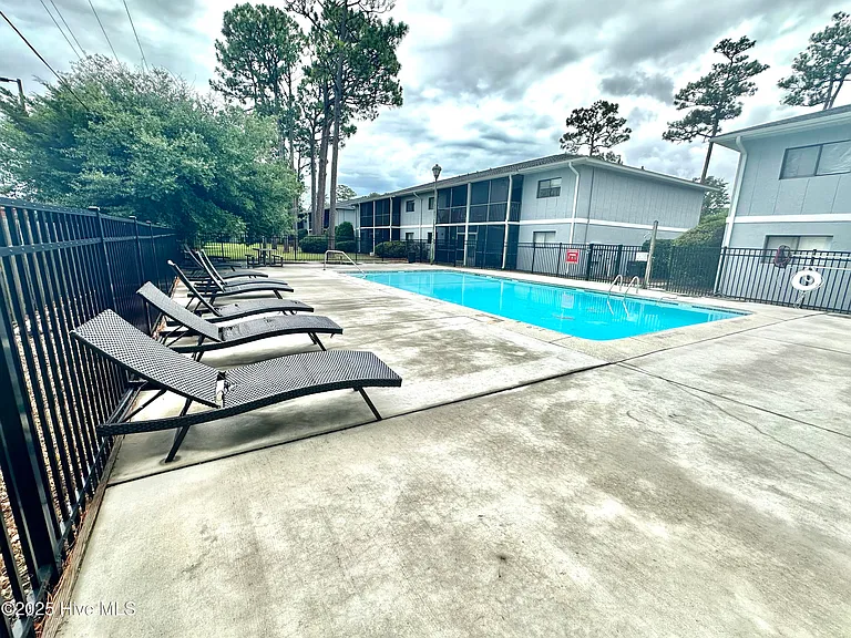 4451 Holly Tree Rd — Photo 20