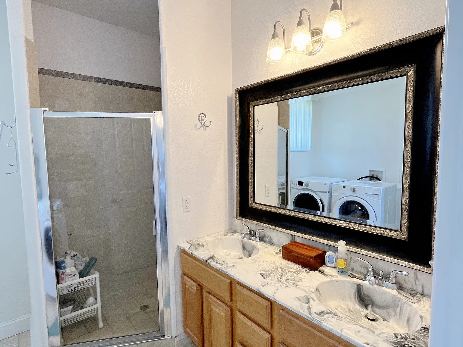 3 bed, 1600 sqft, $2,200 — Photo 3