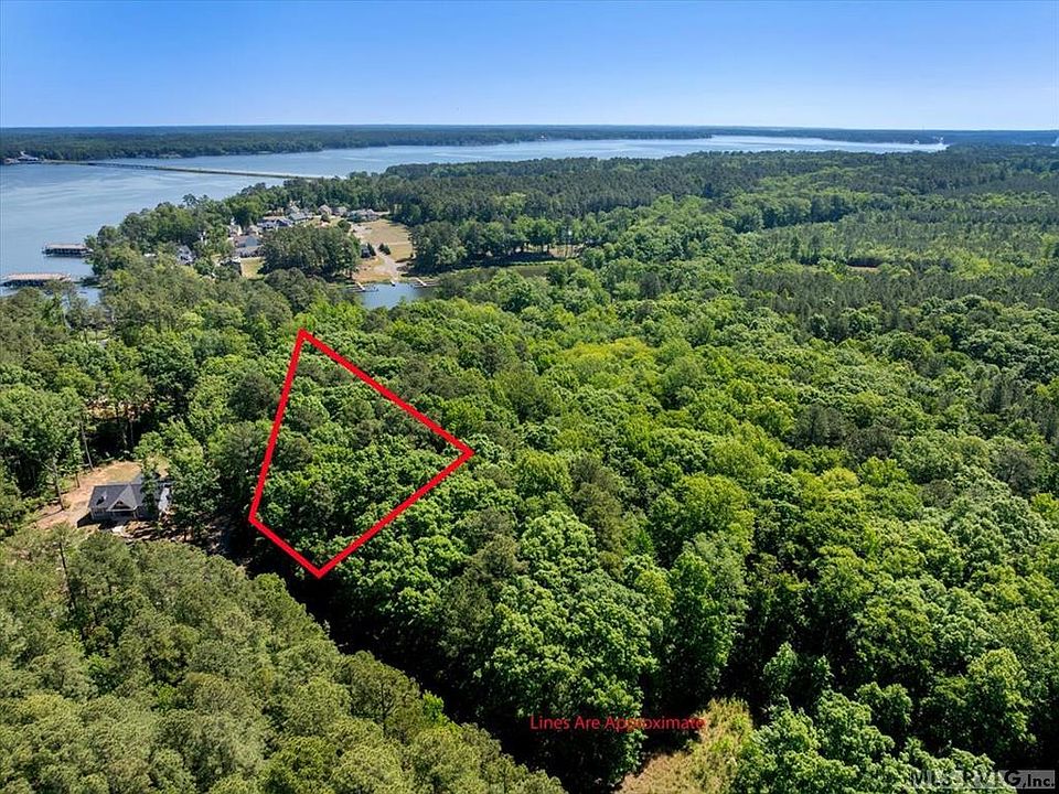 1st image of 36 River Forest Dr
