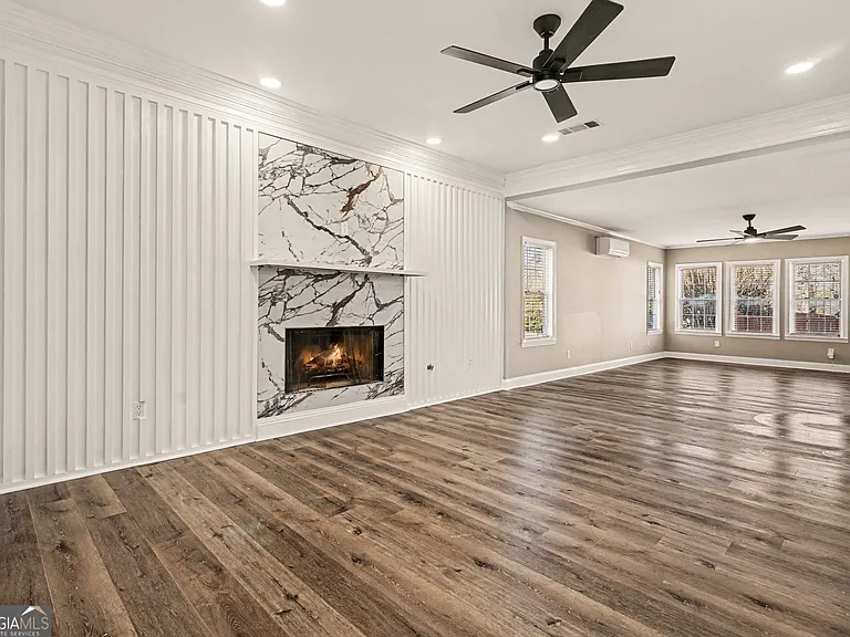 3170 Sherwood Oaks Ct — Photo 4