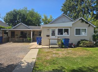 31 1st St, Chatham Kent, ON N8A3P8