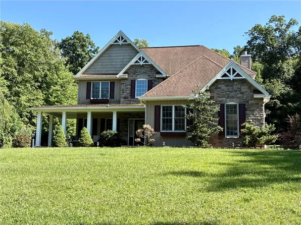 1222 Spring Rd, Tamaqua, PA 18211