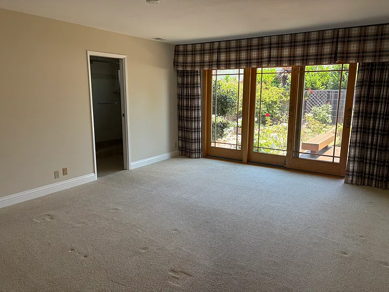 251 Staysail Ct — Photo 6