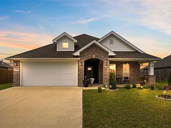 2nd image of 2408 England Ln