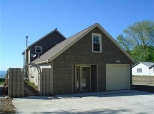 38539 Beachview Rd, Willoughby, OH 44094