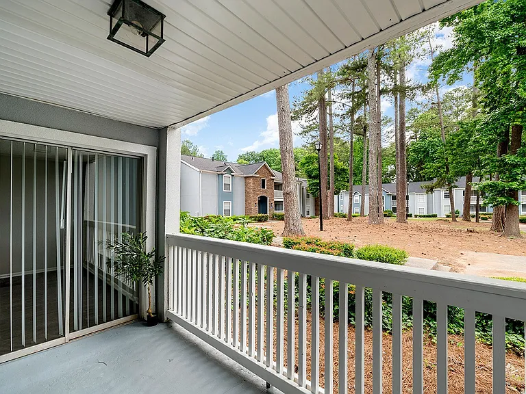 Mill House at East Cobb — Photo 10