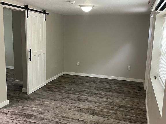 5th image of 371 Cain Ave #1