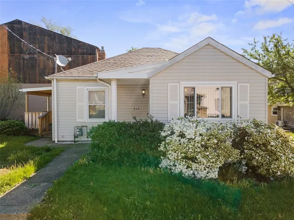 312 North St, Springdale, PA 15144