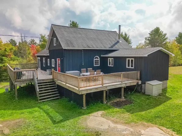 1110 Sedgwick Rd, Minden Hills, ON K0M 2K0