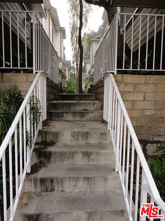 1st image of 11150 Glenoaks Blvd Unit 123