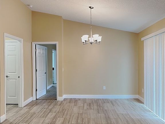 5th image of 3732 W Wilburton Dr