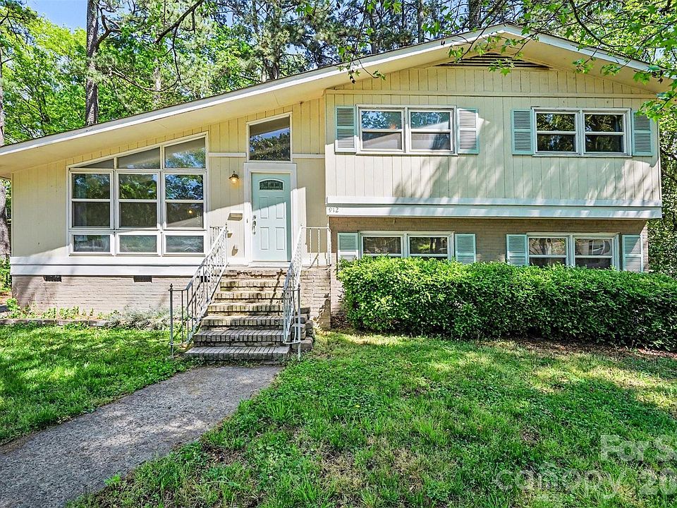 1st image of 912 Bannister Pl