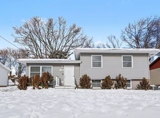 718 Southland Ave, Portage, MI 49024