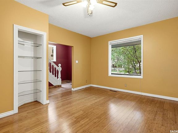 5th image of 2242 Angus STREET