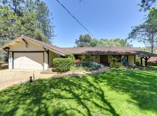 5040 Stanley Dr, Auburn, CA 95602