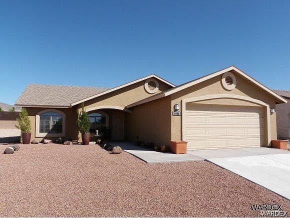 1st image of 8986 N Cactus Dr