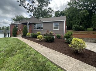 712 S Dickerson Rd, Goodlettsville, TN 37072