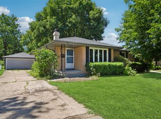 3900 Merced St, Des Moines, IA 50310