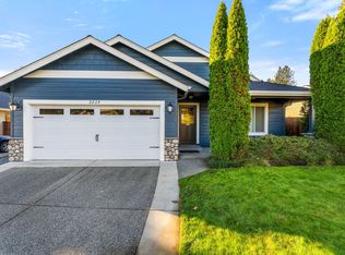 2225 Esther Ln, Grants Pass, OR 97527