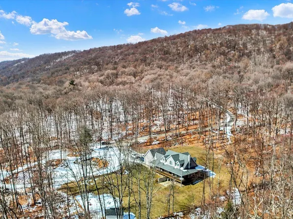 1755 Doubling Gap Rd, Newville, PA 17241