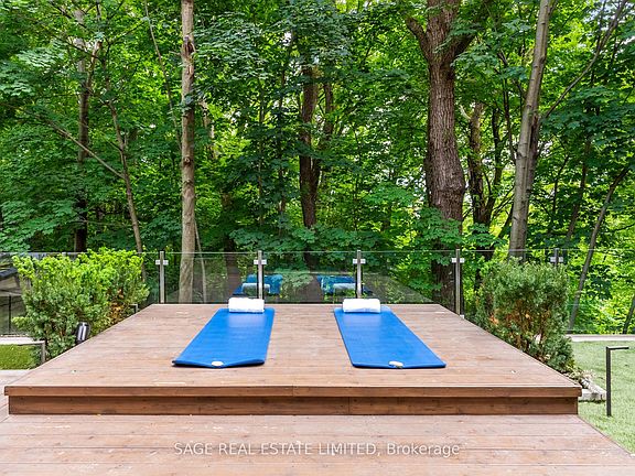 5th image of 11 Ridgewood Rd