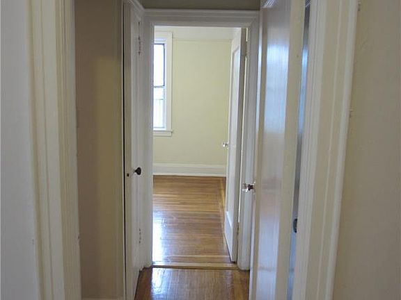 4th image of 4743 43rd St APT 3F