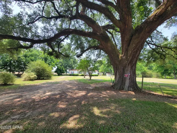 4443 Kins Rd, Malone, FL 32445