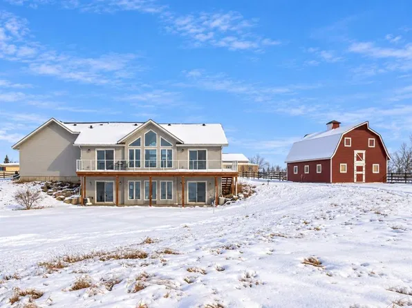 387076 NW 2nd St W, Foothills County, AB T1S 6C6